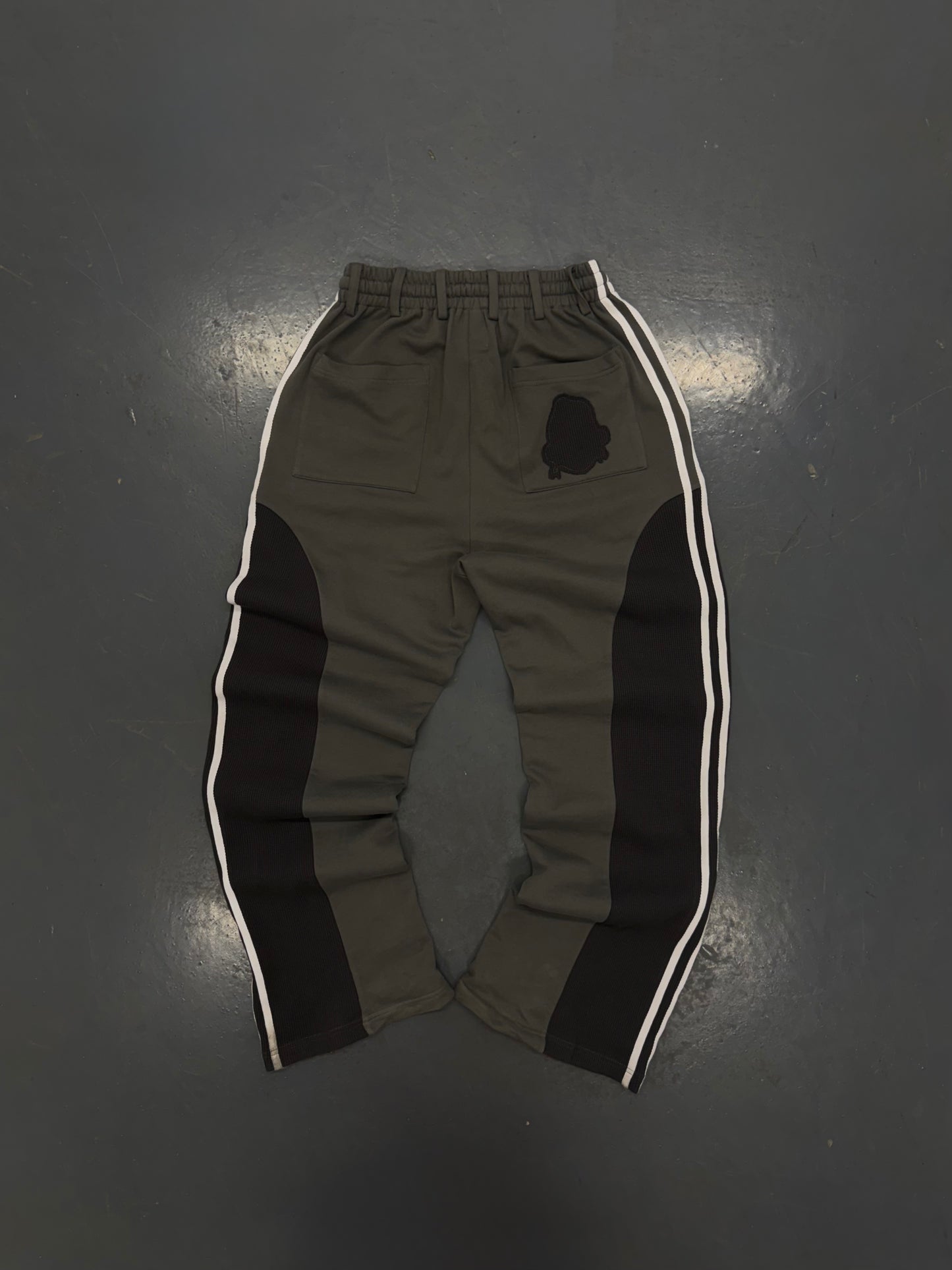 GRIDLINE PANTS